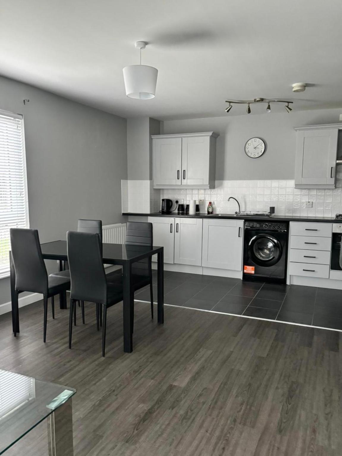 2 Bedroom Ground Floor Apartment Belfast Buitenkant foto
